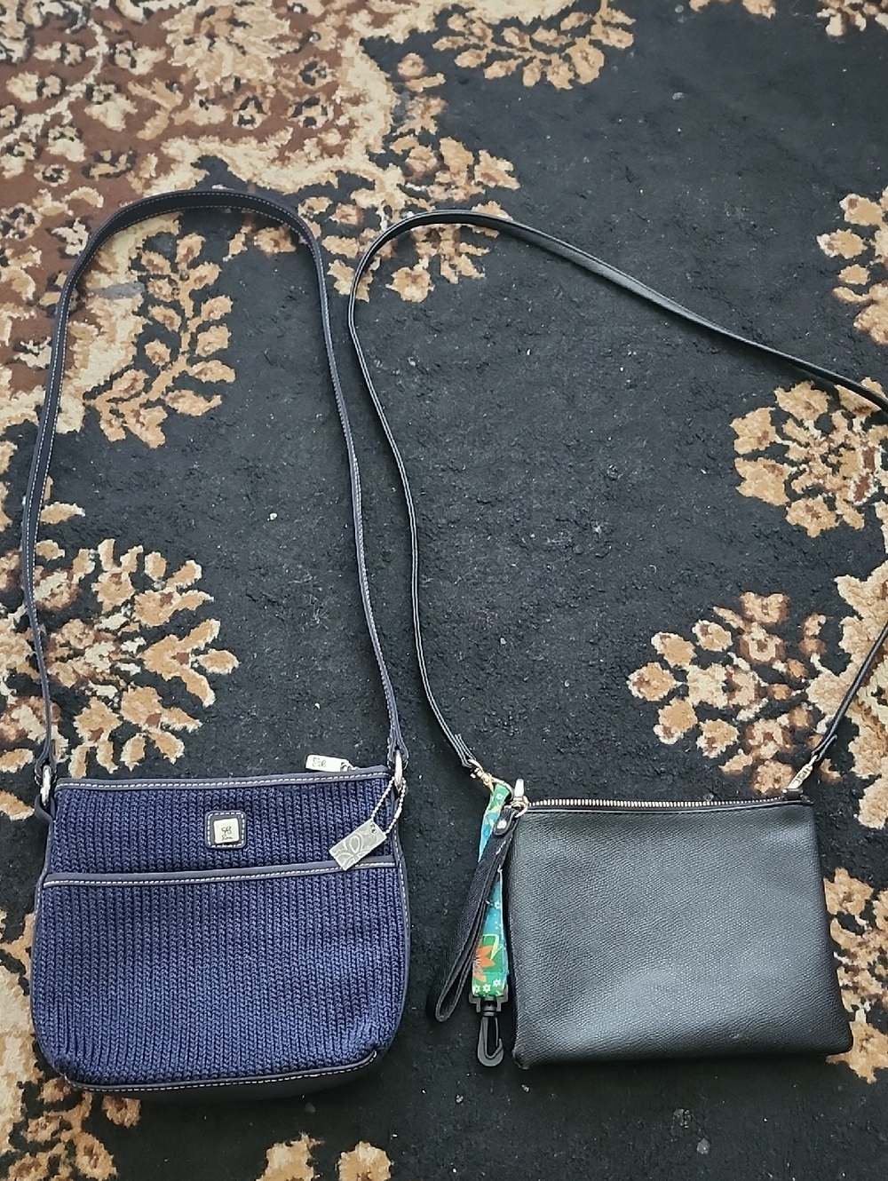 BUNDLE! Compact classic Nvy & Blk Crossbody Bags– Stylish Everyday Shoulder Bags